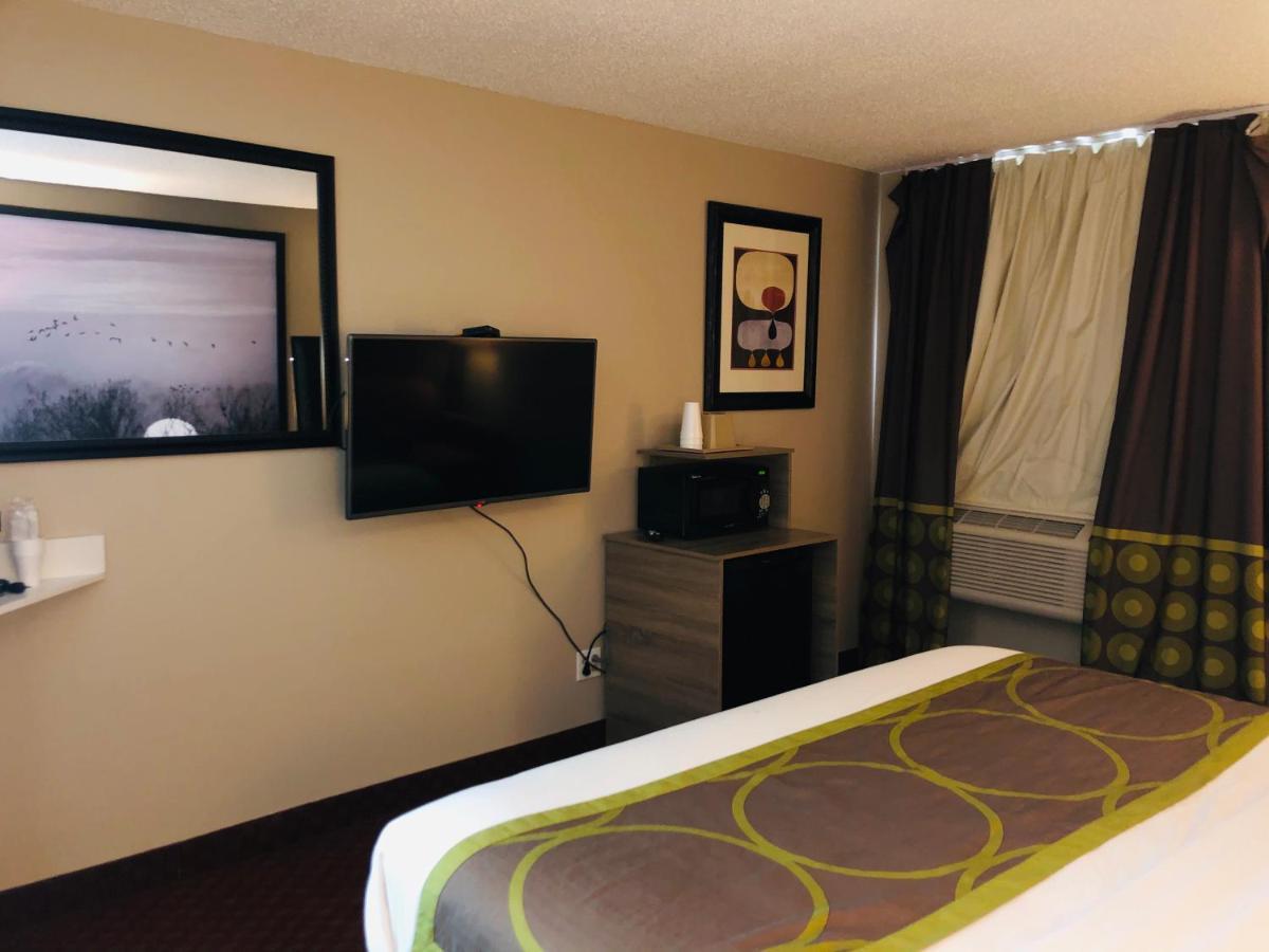ซูเปอร์ 8 บาย วินด์แฮม โอมาฮา เซาท์เวสต์ Hotel ภายนอก รูปภาพ