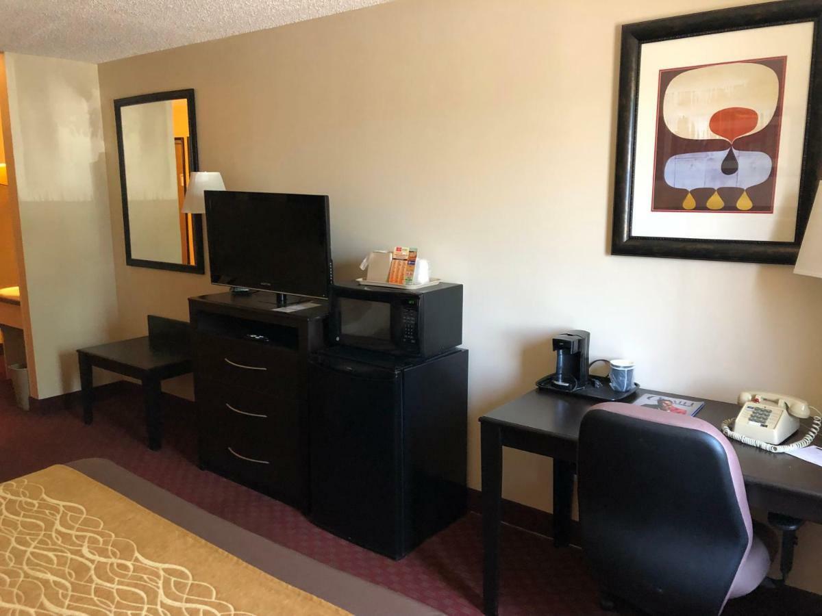 ซูเปอร์ 8 บาย วินด์แฮม โอมาฮา เซาท์เวสต์ Hotel ภายนอก รูปภาพ