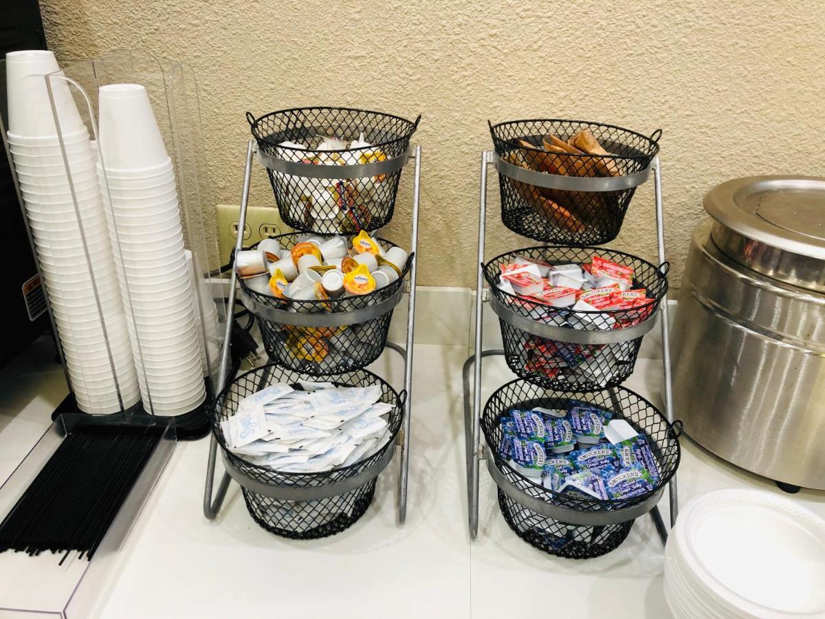 ซูเปอร์ 8 บาย วินด์แฮม โอมาฮา เซาท์เวสต์ Hotel ภายนอก รูปภาพ